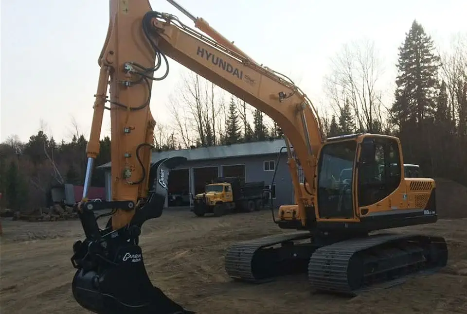 Transport Lariviere et Fils Excavation Lachute Argenteuil Wentworth Installation Équipement